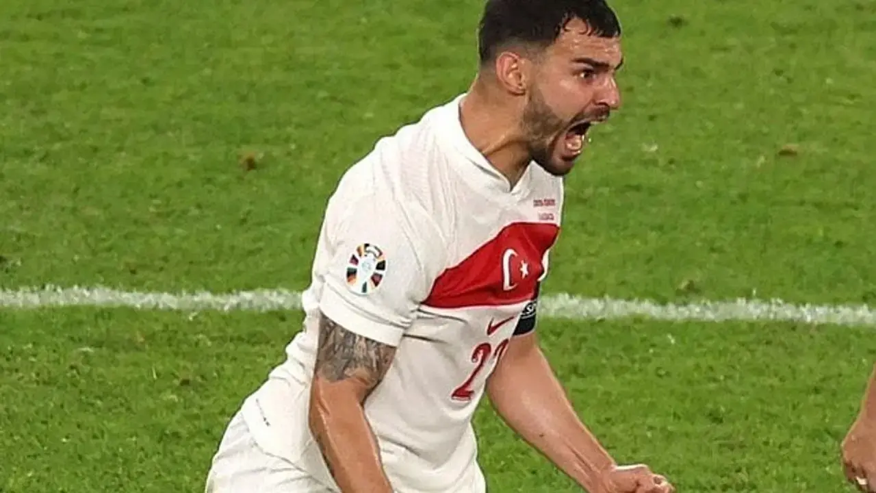 Kaan Ayhan’ın öğleden sonra yapılacak MR tetkiki öncesi sakatlık değerlendirmesi